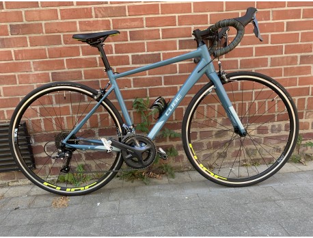 Racefiets Cube